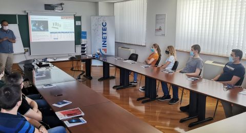 Resourceful lectures by our senior specialists